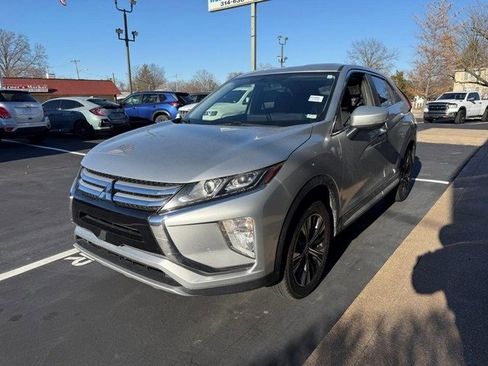 Used 2018 Mitsubishi Eclipse Cross SE image 9