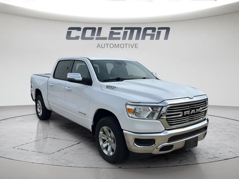 Used 2024 RAM 1500 Laramie AWD/4WD image 2
