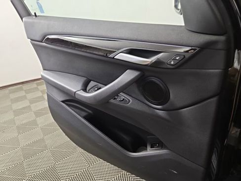 Used 2022 BMW X1 xDrive28i w/ Convenience Package AWD/4WD image 31