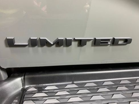 New 2026 RAM 3500 Limited AWD/4WD image 10