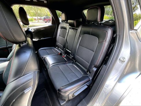 Used 2023 Ford Escape ST-Line w/ Tech Pack #1 AWD/4WD image 19