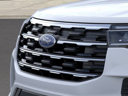 New 2026 Ford Explorer Active AWD/4WD image 17
