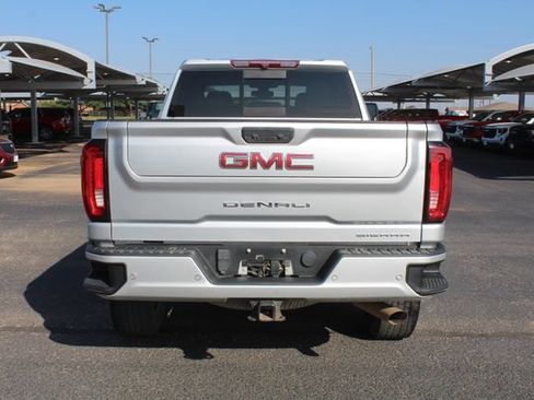 Used 2022 GMC Sierra 2500 Denali AWD/4WD image 4