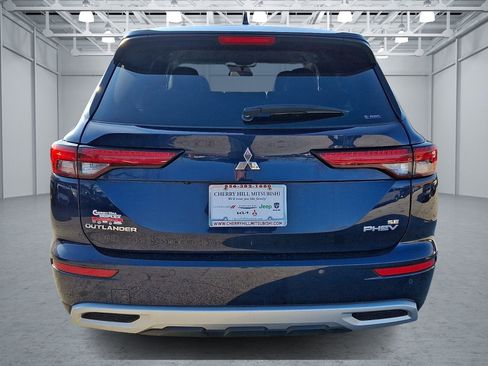 Used 2024 Mitsubishi Outlander SE image 4