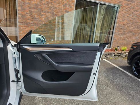 Used 2023 Tesla Model Y Performance AWD/4WD image 61