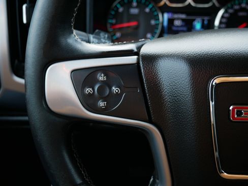 Used 2017 GMC Sierra 1500 SLE w/ SLE Value Package image 19