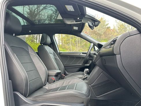 Certified 2023 Volkswagen Tiguan SEL R-Line AWD/4WD image 15