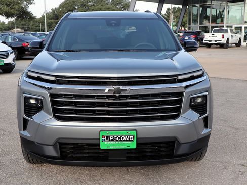 New 2026 Chevrolet Traverse LT w/ Driver Confidence Package image 39