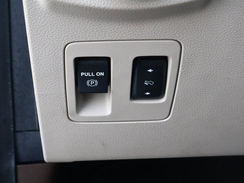 Used 2019 Ford F150 Limited w/ Trailer Tow Package image 27