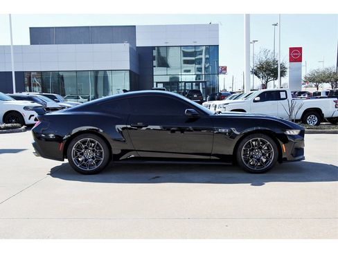 Used 2024 Ford Mustang GT Premium w/ GT Performance Package image 7
