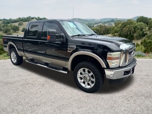 Used 2010 Ford F250 Lariat AWD/4WD image 1