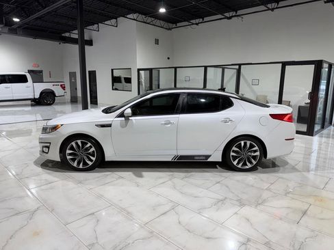 Used 2015 Kia Optima SX w/ SX Turbo Premium Package FWD image 9