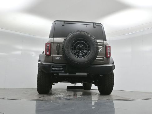 New 2026 Ford Bronco Badlands AWD/4WD image 46