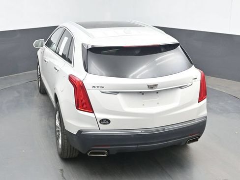 Used 2017 Cadillac XT5 Luxury w/ Driver Awareness Package FWD image 23