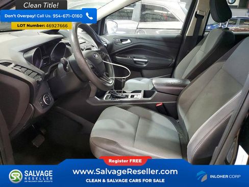 Used 2018 Ford Escape SE FWD image 9