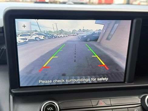 Used 2023 Ford Maverick XL FWD image 2