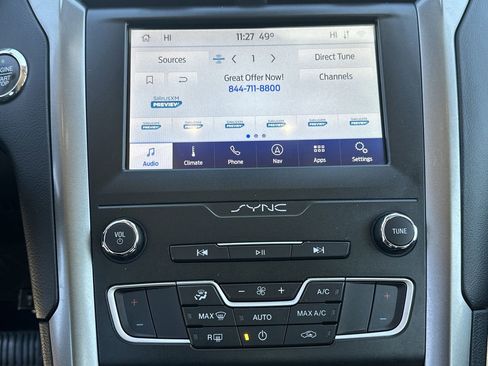 Used 2020 Ford Fusion SE image 28