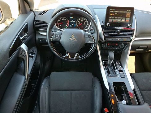 Used 2025 Mitsubishi Eclipse Cross SE AWD/4WD image 11