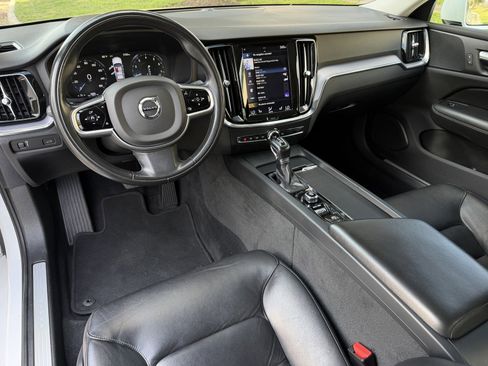 Used 2020 Volvo S60 T5 Momentum w/ Protection Package Premier image 2