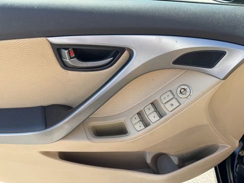 Used 2013 Hyundai Elantra Limited w/ Technology Pkg FWD image 15