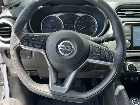 Used 2020 Nissan Versa S FWD image 12