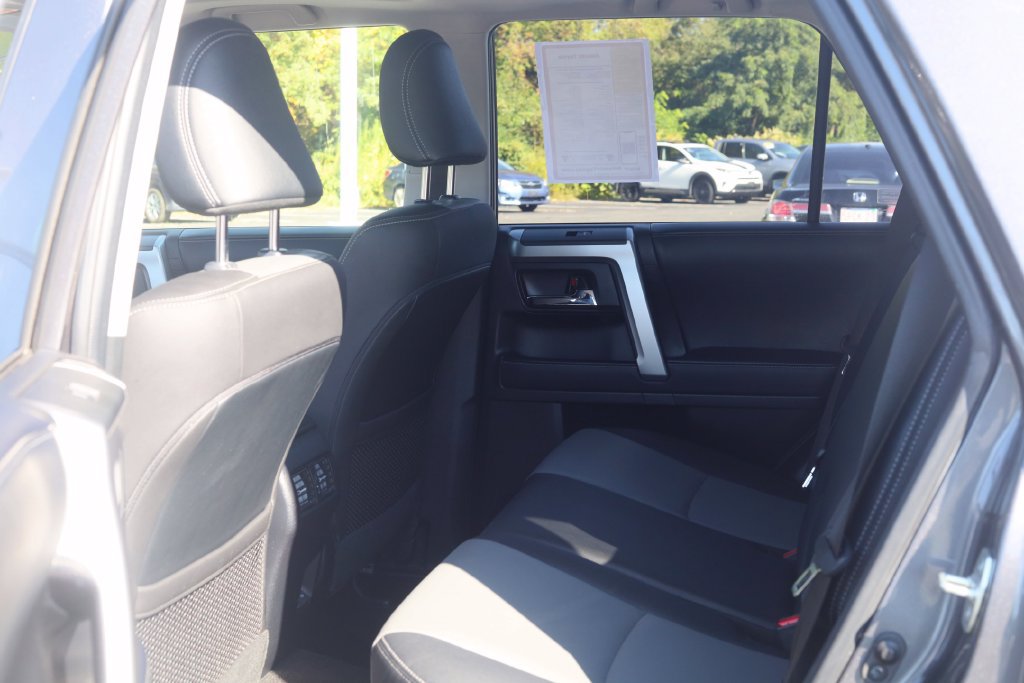 Certified 2023 Toyota 4Runner SR5 Premium w/ Moonroof Package AWD/4WD image 25