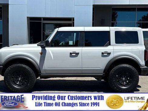 New 2026 Ford Bronco Badlands AWD/4WD image 7