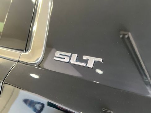 Used 2019 GMC Yukon SLT AWD/4WD image 8