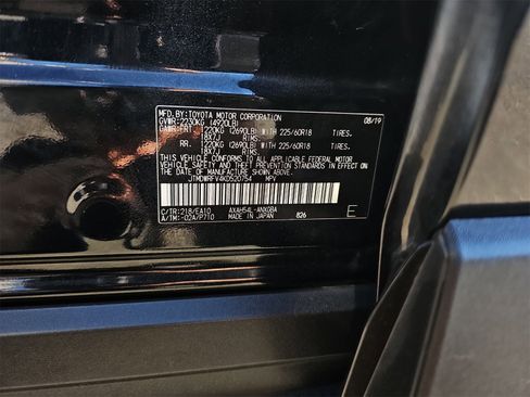 Used 2019 Toyota RAV4 Limited image 39