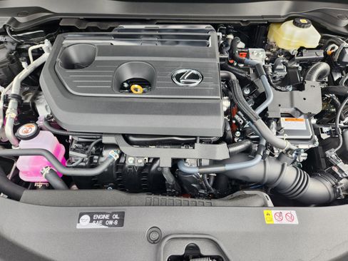 New 2026 Lexus UX 300h FWD image 18