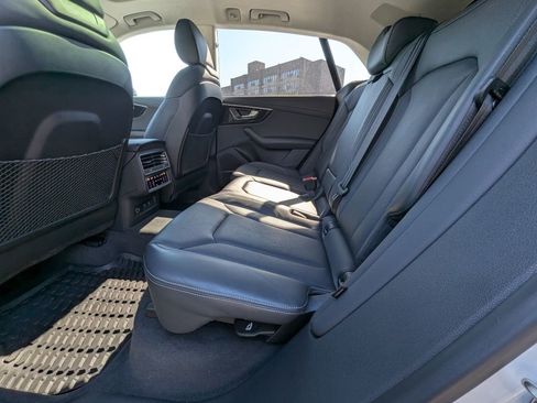 Used 2024 Audi Q8 Prestige image 27