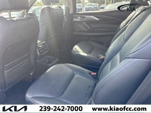 Used 2023 MAZDA CX-9 Touring image 4