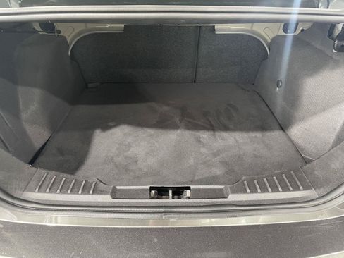 Certified 2018 Ford Focus SE FWD image 34