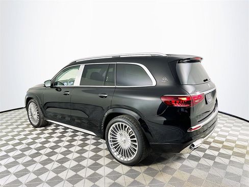 Used 2026 Mercedes-Benz Maybach GLS 600 4MATIC image 5