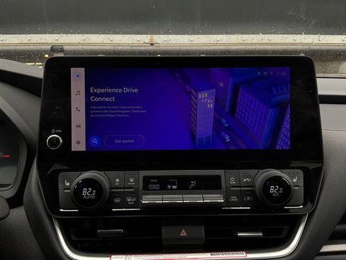 Used 2025 Toyota Grand Highlander FWD image 29