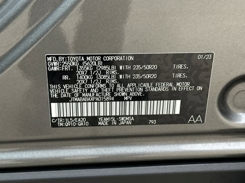 Used 2023 Subaru Solterra AWD image 28