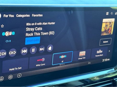 New 2026 Nissan Pathfinder SV image 4