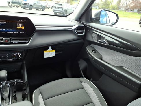 New 2026 Chevrolet TrailBlazer LT AWD/4WD image 12