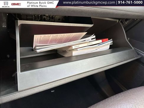 Used 2022 Toyota Sienna Platinum image 34