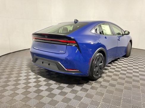 New 2026 Toyota Prius LE image 16