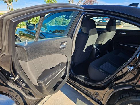 Used 2023 Dodge Charger SXT image 17