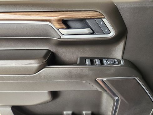 Certified 2025 Chevrolet Silverado 1500 LT AWD/4WD image 23