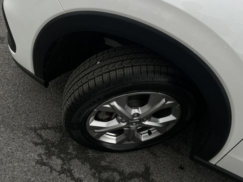 Certified 2024 Honda HR-V LX image 12