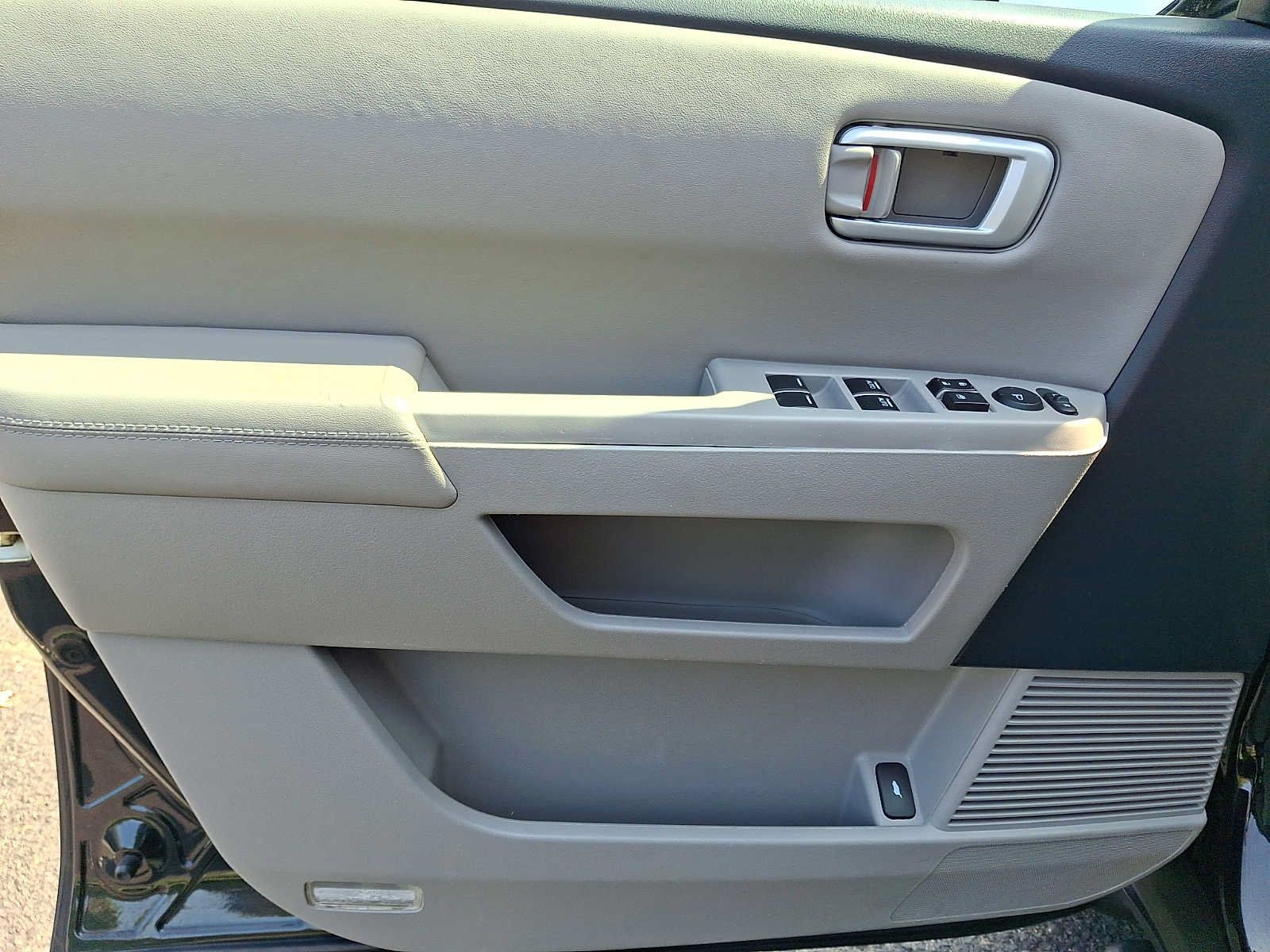 Used 2014 Honda Pilot EX-L image 12