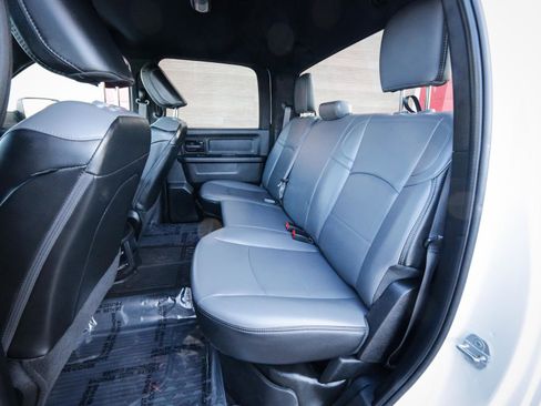 Used 2022 RAM 2500 Tradesman w/ Chrome Appearance Group image 30