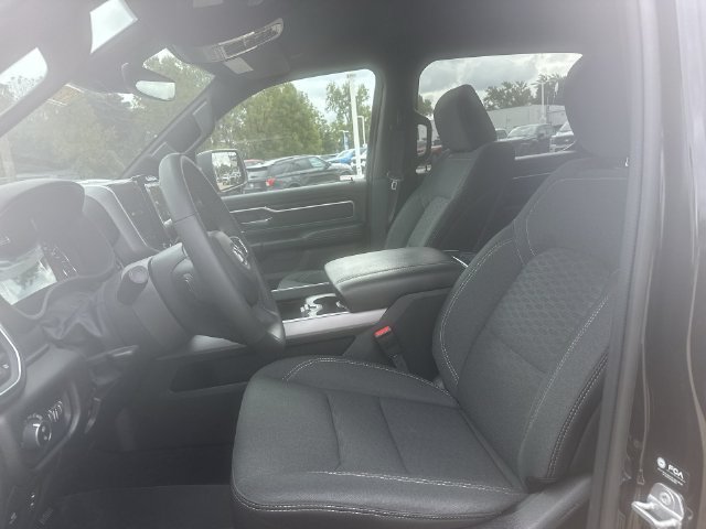 Used 2025 RAM 1500 Big Horn AWD/4WD image 15
