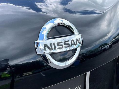 Used 2011 Nissan Murano SL w/ Navigation Pkg FWD image 21