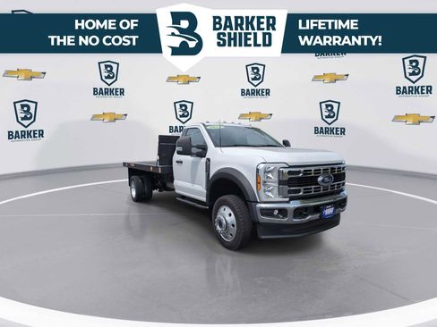 Used 2024 Ford F550 4x4 Regular Cab Super Duty w/ XLT Value Package image 2