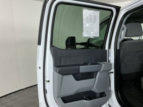 Used 2024 Ford F350 XLT image 25