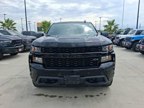 Used 2022 Chevrolet Silverado 1500 Custom w/ LPO, Dark Essentials Package RWD image 2
